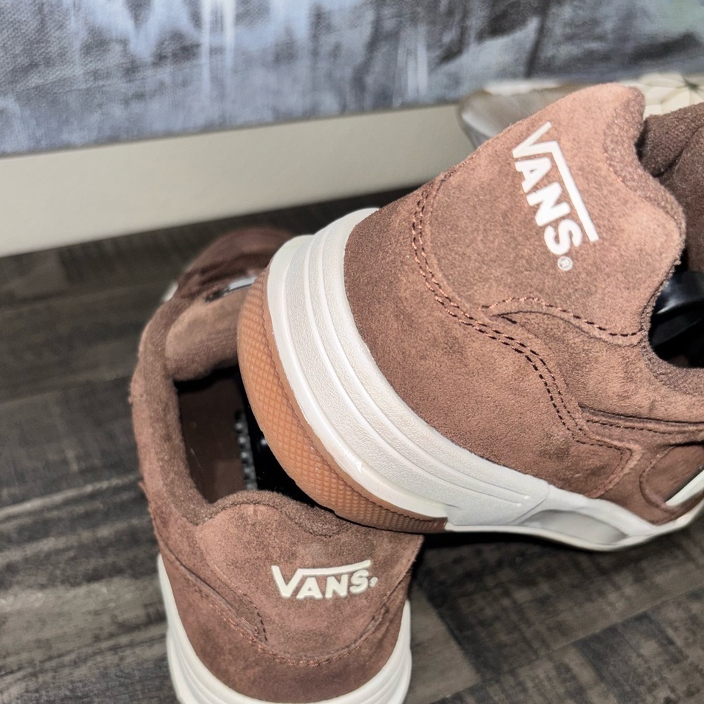 Vans Upland shoes "Potting Soil/Black" colorway Men's 7.5 Women's 9.0​​​ - Picture 3 of 12